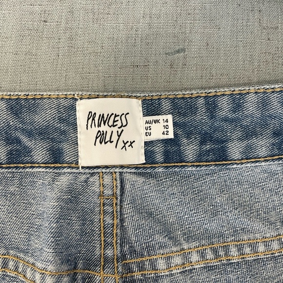 Princess Polly Jean Shorts Size 10 - Picture 3 of 3